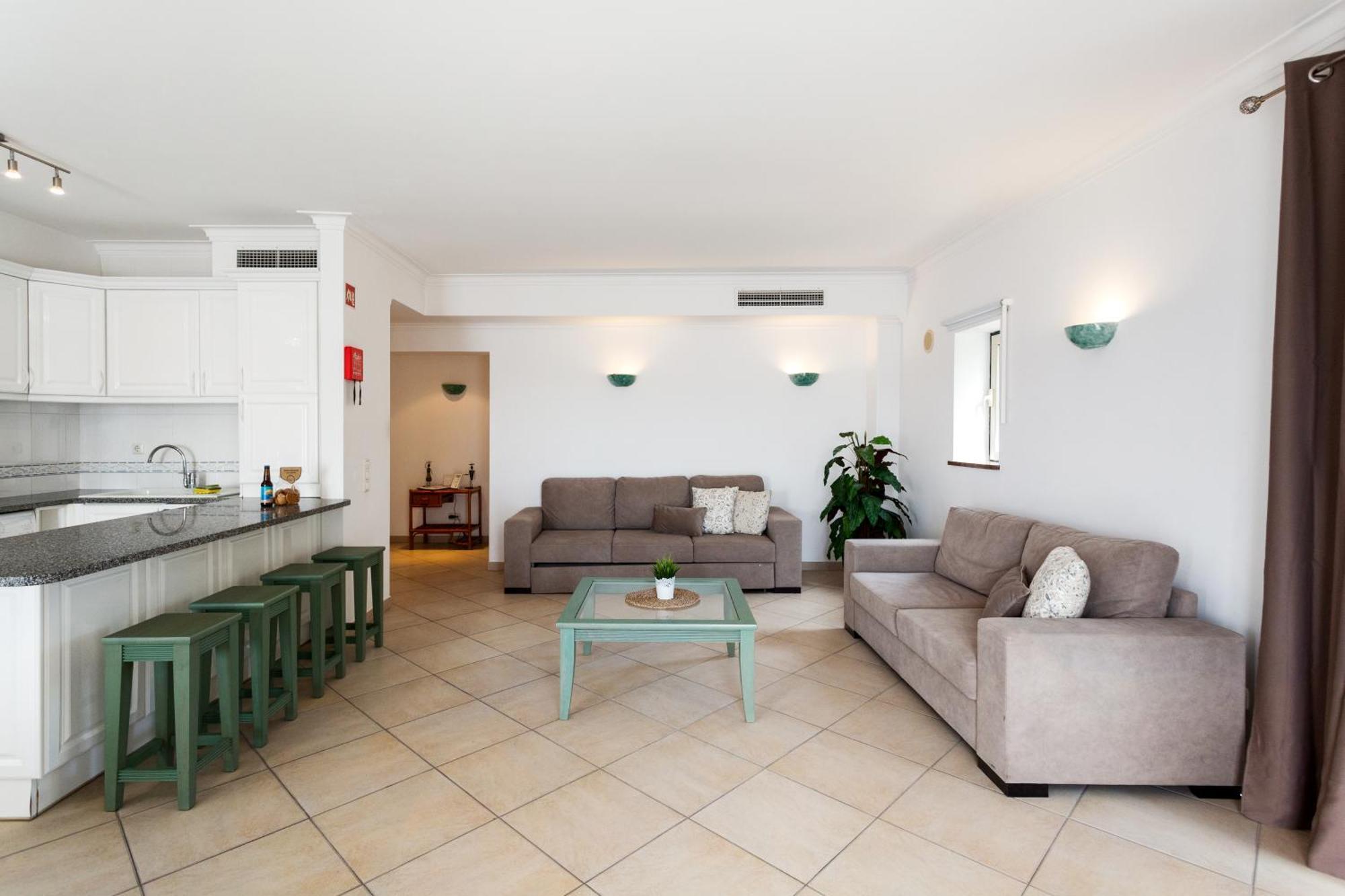 Bicos Beach Apartments By Albufeira Rental Room photo