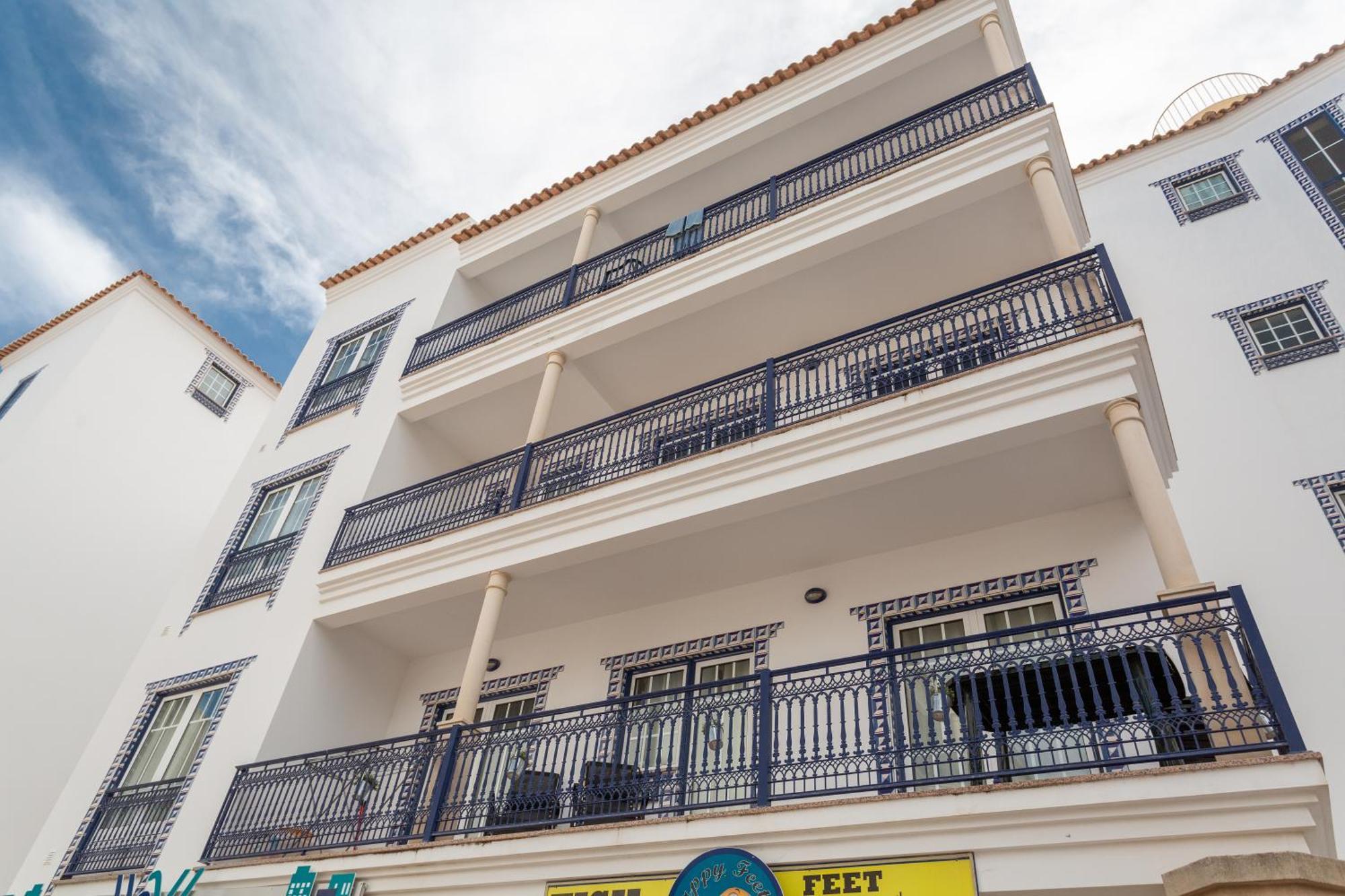 Bicos Beach Apartments By Albufeira Rental Room photo